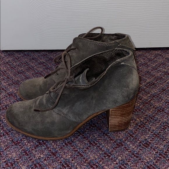 Toms heeled booties - Picture 2 of 4